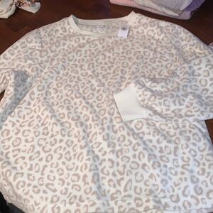 5/$25 NWT Old Navy Sleeptop